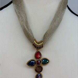 Beautiful Vintage Gold Multicolor Pendant Necklace mesh chain. Excellent cond